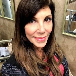 Meet your Posher, Christine